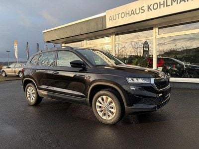 Neu Skoda Karoq Selection 150 PS (110 kW) 2026 Schwarz SUV
