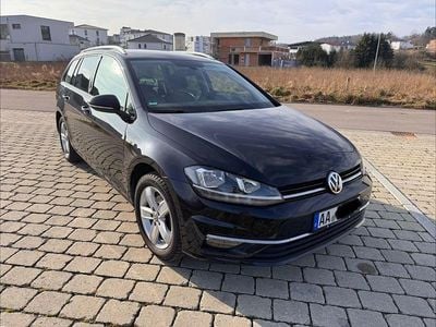 Schwarz Gebraucht 2018 VW Golf VII Sound Kombi | 11.300 € (Guter Preis)