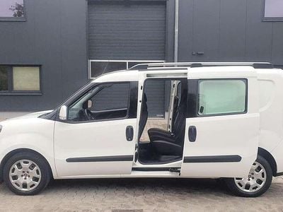 Gebraucht Fiat Doblò 105 PS (77 kW) 2020 Colore esterno (weiß) Van / Kleinbus