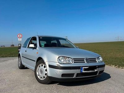 Gebraucht VW Golf III 75 PS (55 kW) 1998 Silber Limousine