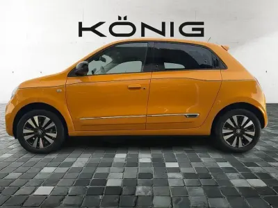 Usata Renault Twingo Techno 60 kW (82 CV) 2023 Giallo Utilitaria