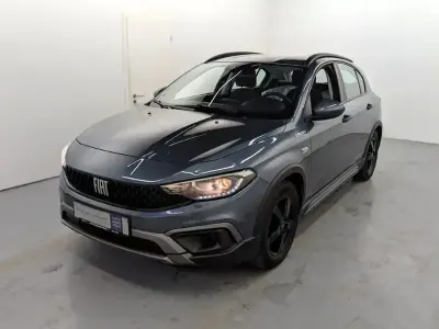 Usata Fiat Tipo Cross 131 CV (96 kW) 2022 Blu Berlina