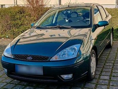 Gebraucht Ford Focus 115 PS (84 kW) 2002 Grün Kleinwagen
