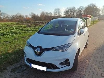 Second-hand Renault Zoe Intens 100 kW (136 CP) 2021 Alb Hatchback