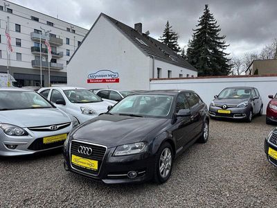Gebraucht Audi A3 Attraction 125 PS (91 kW) 2010 Grau Kleinwagen