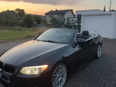 Gebraucht BMW 325 Cabriolet M Sport 204 PS (150 kW) 2010 Schwarz Cabrio