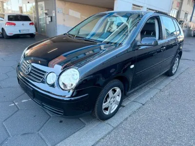 Gebraucht VW Polo Comfortline 75 PS (55 kW) 2004 Schwarz Kleinwagen