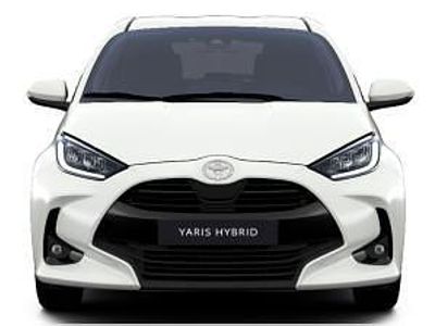 Gebraucht Toyota Yaris Hybrid Comfort 92 PS (67 kW) 2024 Rot (karminarot metallic) Limousine