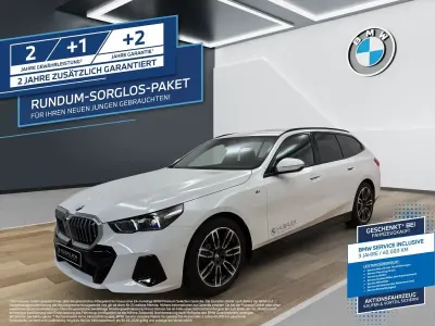 Gebraucht BMW 520 M Sport 197 PS (144 kW) 2025 Alpinweiß uni Kombi