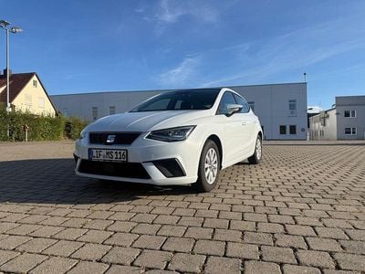 Weiß Gebraucht 2019 Seat Ibiza Style Kleinwagen | 13.000 € (Fairer Preis)