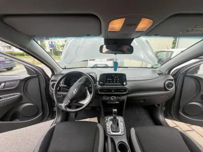 Gebraucht Hyundai Kona Trend 177 PS (130 kW) 2019 Grau SUV