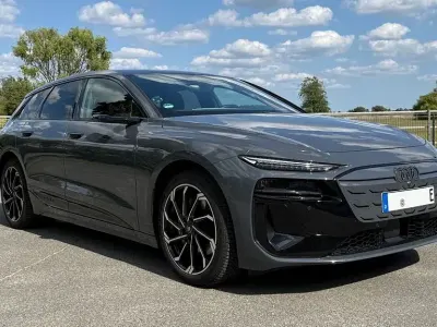 Gebraucht Audi A6 e-tron S-Line 280 kW (381 PS) 2025 Grau Kombi