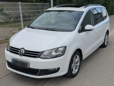 Gebraucht VW Sharan 150 PS (110 kW) 2021 Weiß Van / Kleinbus