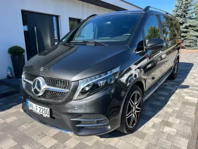 Gebraucht Mercedes V300 Avantgarde 237 PS (174 kW) 2023 Grau Van / Kleinbus
