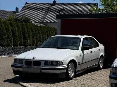 Gebraucht BMW 320 Basis 150 PS (110 kW) 1995 Weiß Limousine