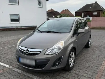 Używany Opel Corsa 88 KM (64 kW) 2012 Brązowy Hatchback