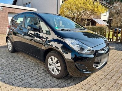 Gebraucht Hyundai ix20 90 PS (66 kW) 2014 Schwarz Kleinwagen