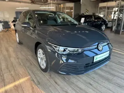 Usata VW Golf VIII Life 150 CV (110 kW) 2021 Nero Station wagon