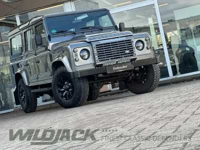 Gebraucht Land Rover Defender SE 122 PS (89 kW) 2016 Grau SUV