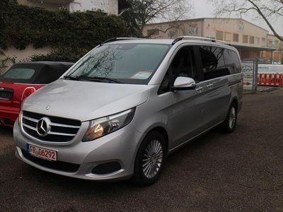 Gebraucht Mercedes V220 163 PS (119 kW) 2014 Silber Van / Kleinbus
