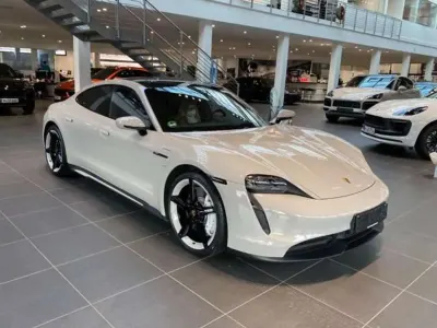 Gebraucht Porsche Taycan 4S Performance Package 419 kW (571 PS) 2021 Grau Limousine