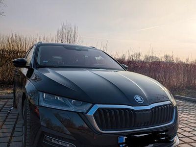 Schwarz Gebraucht 2021 Skoda Octavia Clever Kombi | 21.000 € (Fairer Preis)