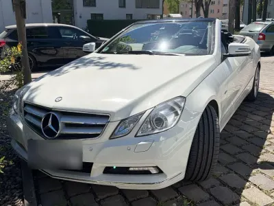 Używany Mercedes E350 Avantgarde 292 KM (214 kW) 2010 Biały Kabriolet