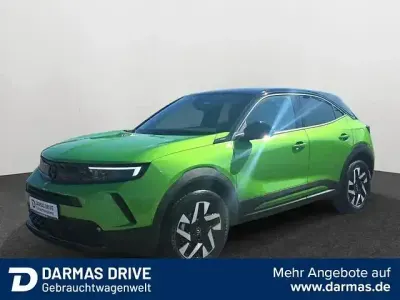 Gebraucht Opel Mokka GS Line 131 PS (96 kW) 2024 Matcha green met./ dach schwar SUV