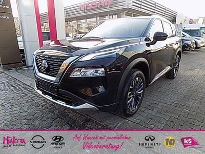 Neu Nissan X-Trail Tekna 163 PS (119 kW) 2026 Schwarz SUV