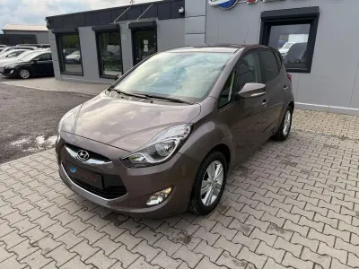 Gebraucht Hyundai ix20 Edition 125 PS (91 kW) 2014 Braun Kleinwagen