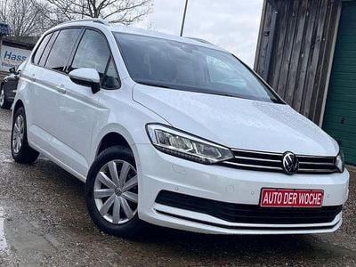 Gebraucht VW Touran Active 150 PS (110 kW) 2022 Weiß Van / Kleinbus