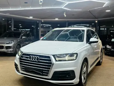 Używany Audi Q7 S-line plus 333 KM (244 kW) 2016 Biały SUV