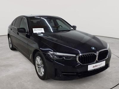 Gebraucht BMW 530e Sport Line 184 PS (135 kW) 2023 Saphirschwarz metallic Limousine