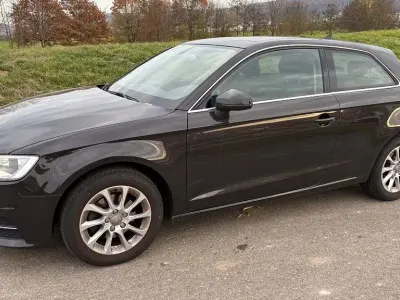 Gebraucht Audi A3 Attraction 122 PS (89 kW) 2013 Braun Limousine