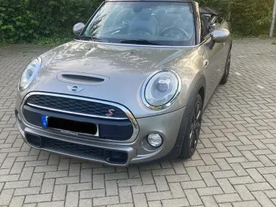 Gebraucht Mini Cooper S Chili 192 PS (141 kW) 2016 Silber Kleinwagen