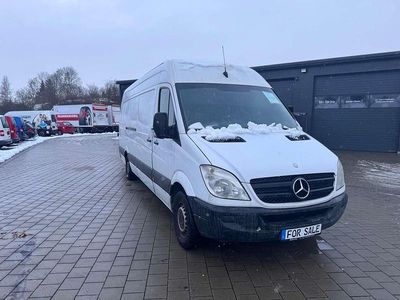 Używany Mercedes Sprinter 190 KM (139 kW) 2011 Biały Van