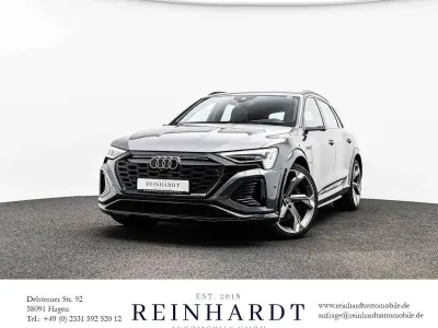 Gebraucht Audi SQ8 e-tron Ambiente 369 kW (503 PS) 2023 Daytonagrau perleffekt SUV