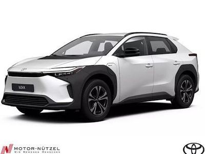Neu Toyota bZ4X 150 kW (205 PS) 2025 Platinum weiß pearl met. SUV