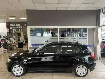 Brugt BMW 116 122 HK (89 kW) 2010 Sort Hatchback