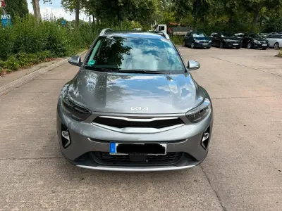 Gebraucht Kia Stonic 101 PS (74 kW) 2025 Grau SUV