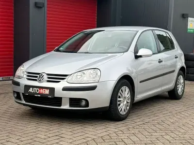 Brugt VW Golf IV Trendline 75 HK (55 kW) 2004 Sølv Sedan