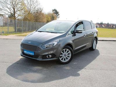 Gebraucht Ford S-MAX Titanium 160 PS (117 kW) 2017 Schwarz Van / Kleinbus