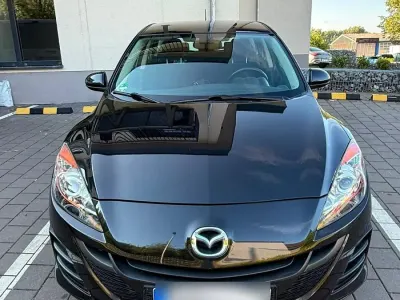 Gebraucht Mazda 3 105 PS (77 kW) 2010 Schwarz Kleinwagen