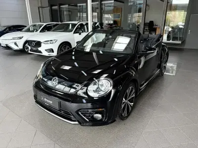 Gebraucht VW Beetle Cabriolet R-line 150 PS (110 kW) 2017 Schwarz Cabrio