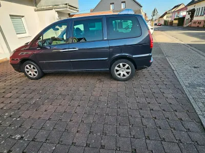 Gebraucht Peugeot 807 136 PS (100 kW) 2006 Grau Van / Kleinbus