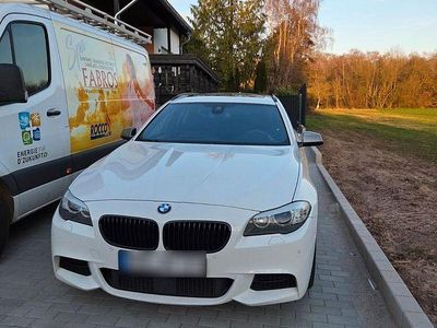 Gebraucht BMW M550 Performance 381 PS (280 kW) 2013 Weiß Limousine