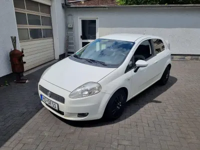 Brugt Fiat Punto 77 HK (56 kW) 2009 Hvid Hatchback
