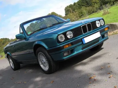 Gebraucht BMW 318 Cabriolet Sport Line 113 PS (83 kW) 1991 Grün Cabrio