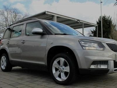 Gebraucht Skoda Yeti 101 PS (74 kW) 2015 Beige SUV