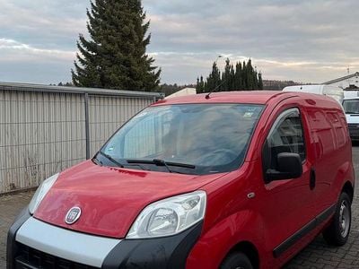 Gebraucht Fiat Fiorino 95 PS (69 kW) 2011 Rot Van / Kleinbus